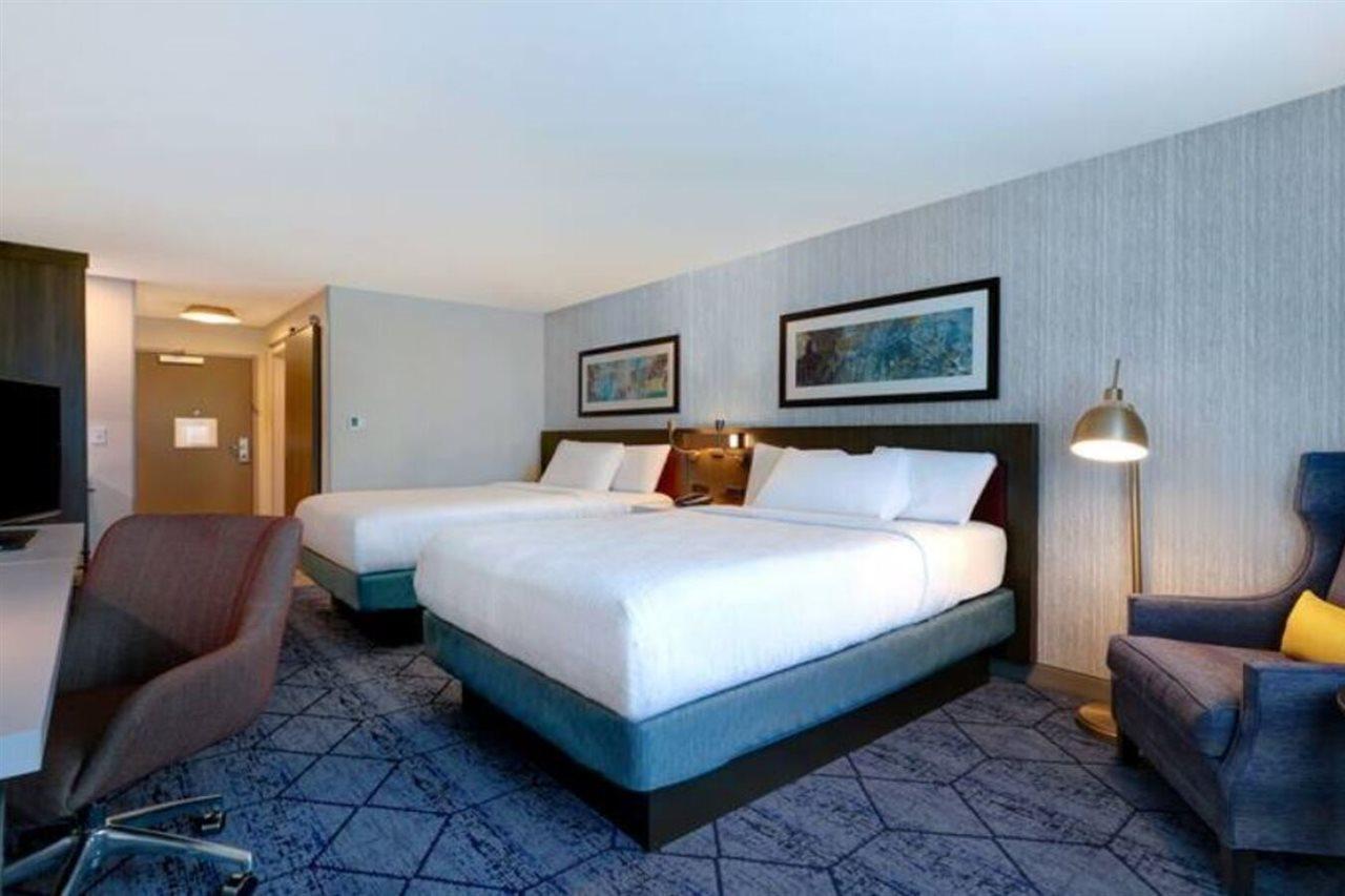 Hilton Garden Inn Cedar Rapids Dış mekan fotoğraf