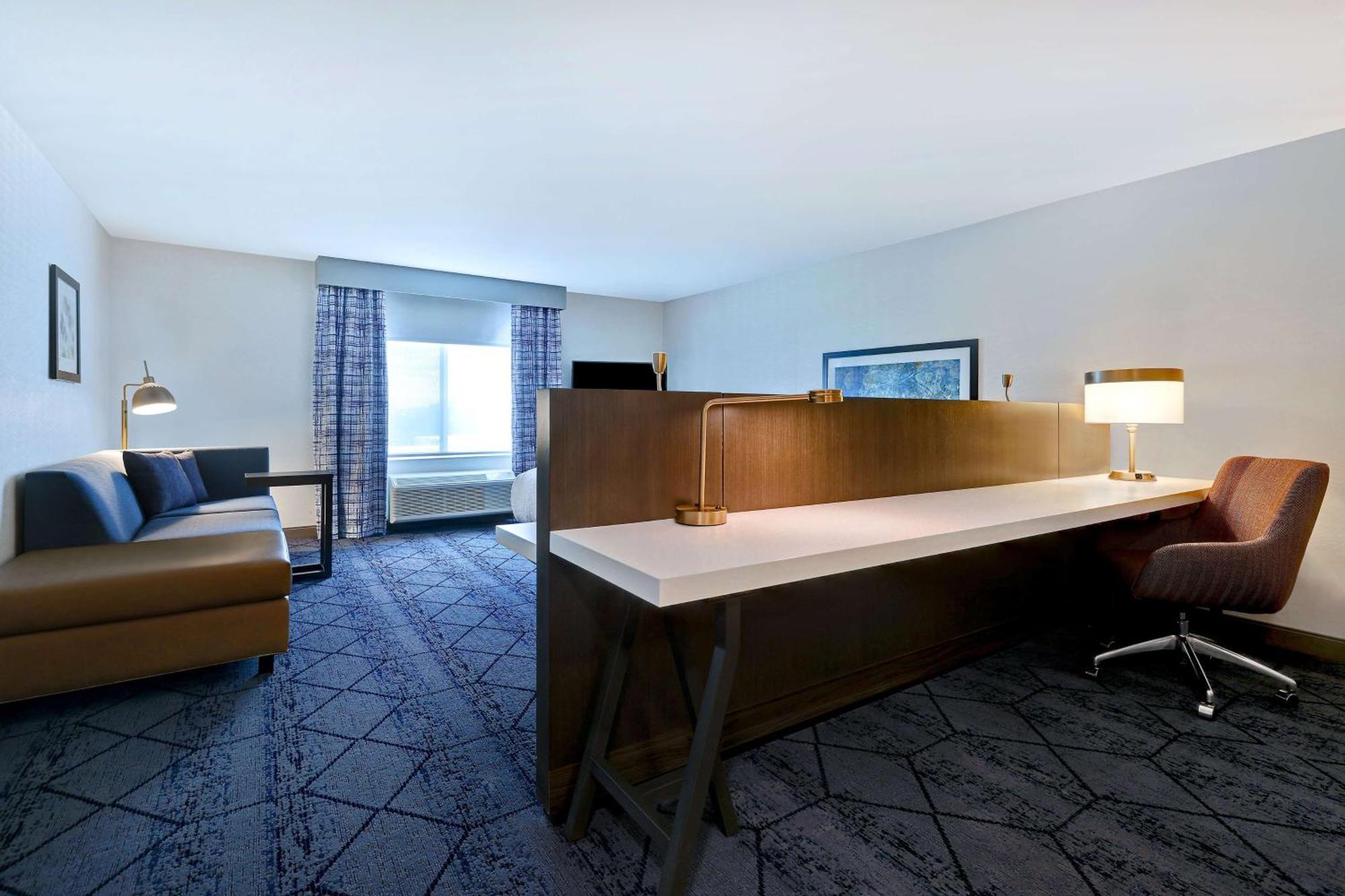 Hilton Garden Inn Cedar Rapids Dış mekan fotoğraf